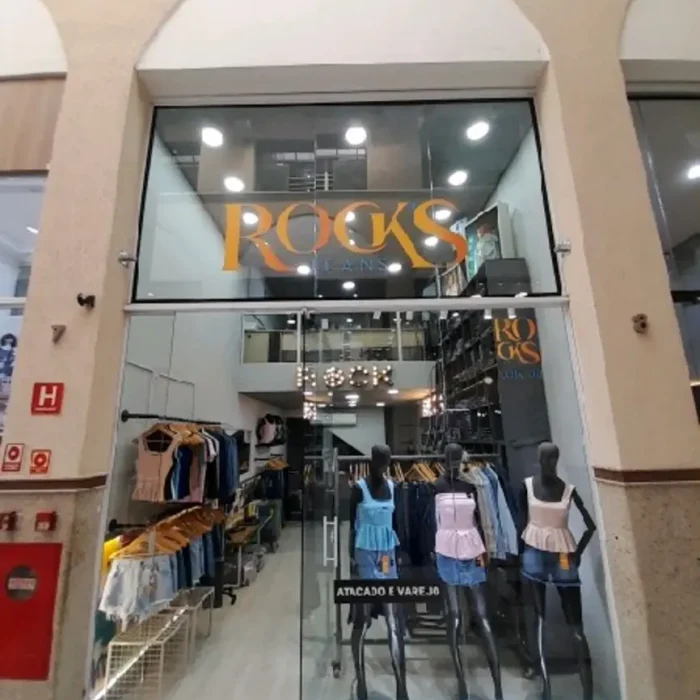 Rocks-20JeansRua-20J-C3-BAlio-20Ribeiro235.Foto-20da-20Fachada-20API.164207-1.webp-1