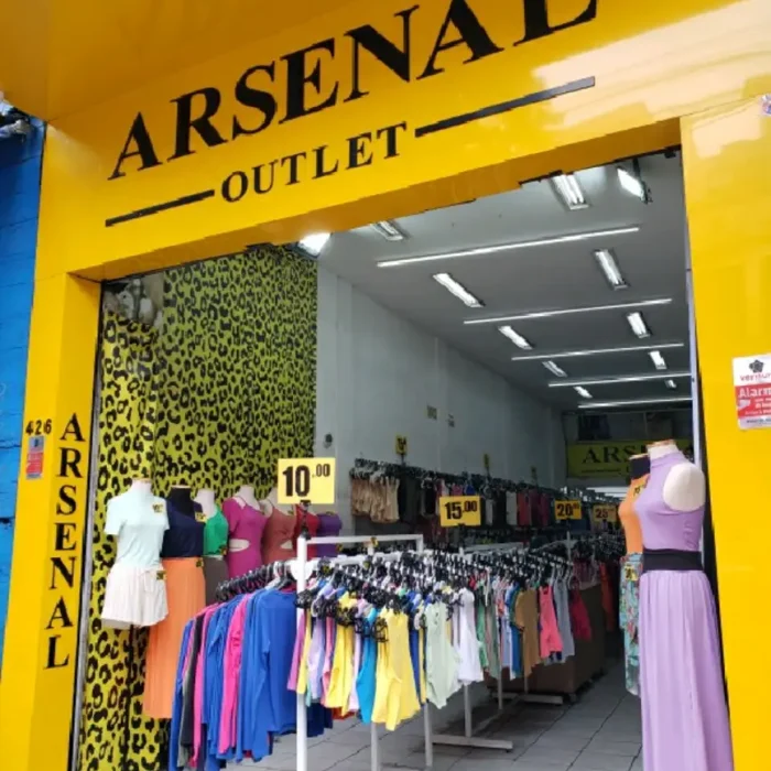 arsenal-outlet-rua-maria-marcolina-426_fachada_040220251146