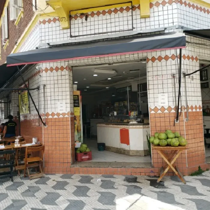 bar-e-lanches-komes-rua-camomil-92