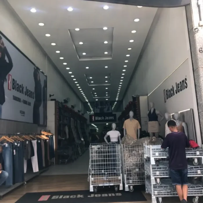 black-jeans-rua-joli-603_fachada_021220251307