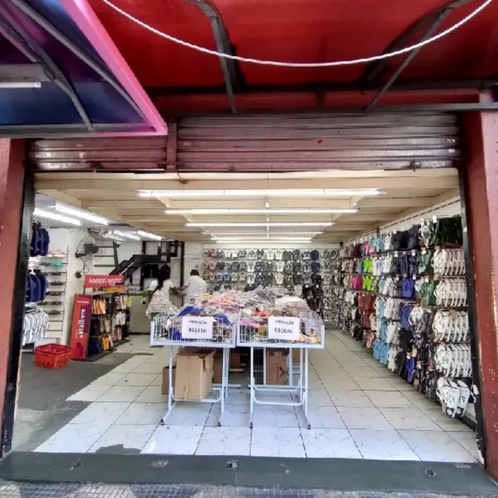 chinelo-e-pe-rua-cavalheiro-151-3