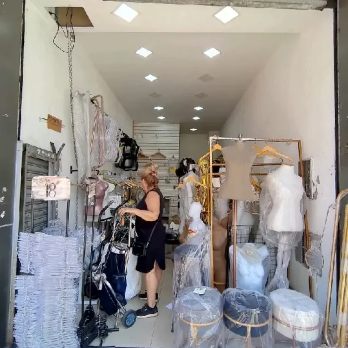 de-manequins-rua-carnot-353