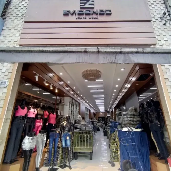 evidence-jeanswear-rua-mendes-junior-411