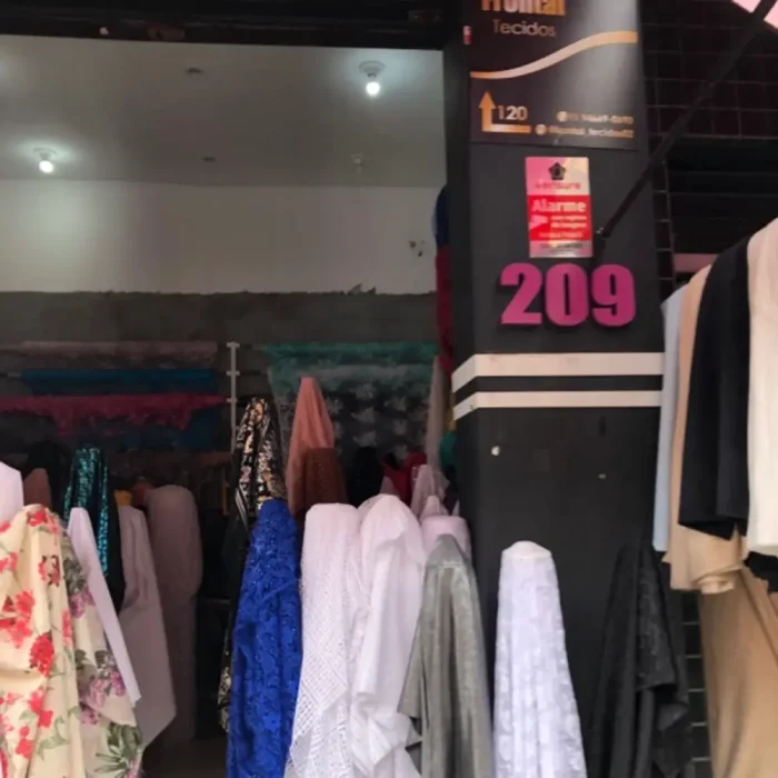 frontal-tecidos-rua-sampson-209_fachada_041220251351