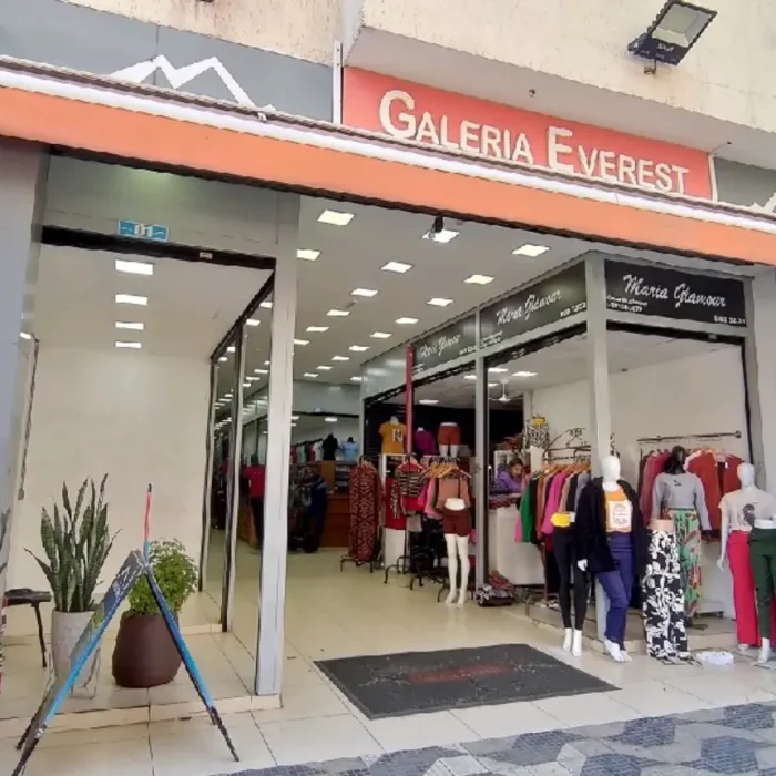 galeria-everest-rua-carnot-106_fachada_050520250954-1