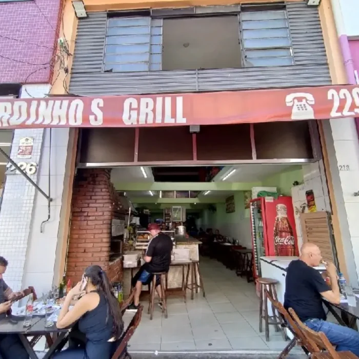 gordinhos-grill-rua-mendes-goncalves-218_fachada_200520251215-1