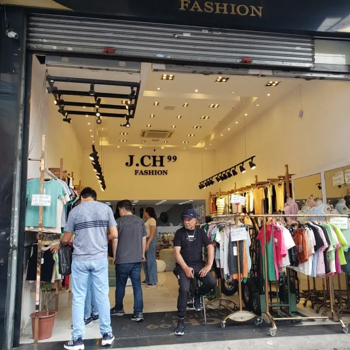 j-ch99-fashion-rua-oriente-202_fachada_131220240212-1