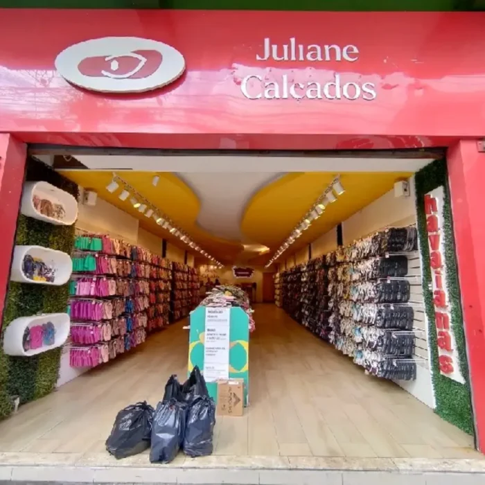 juliane-calcados-rua-cavalheiro-196_fachada_230520251145.webp