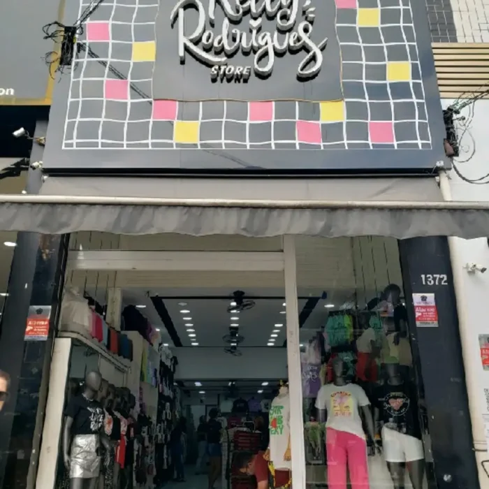 kelly-rodrigues-store-rua-joao-teodoro-1372_fachada_240120250957.webp