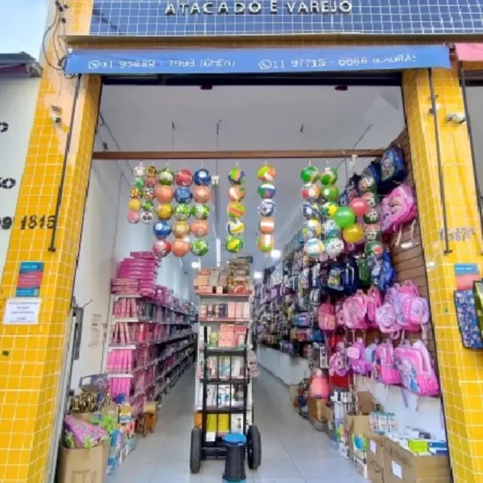 laura-atacado-e-varejo-rua-rio-bonito-1815