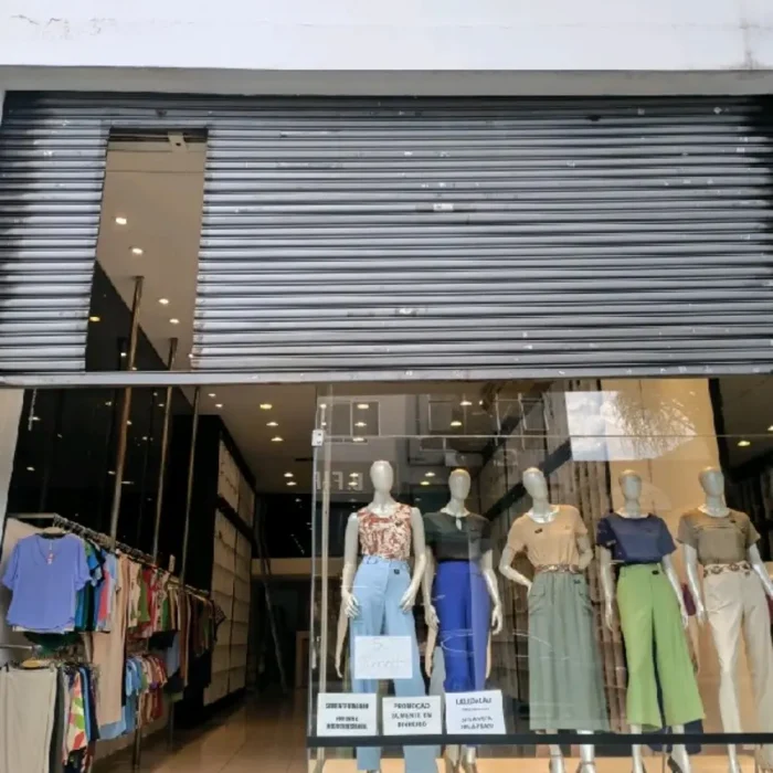 lirikos-rua-casemiro-de-abreu-350_fachada_-1