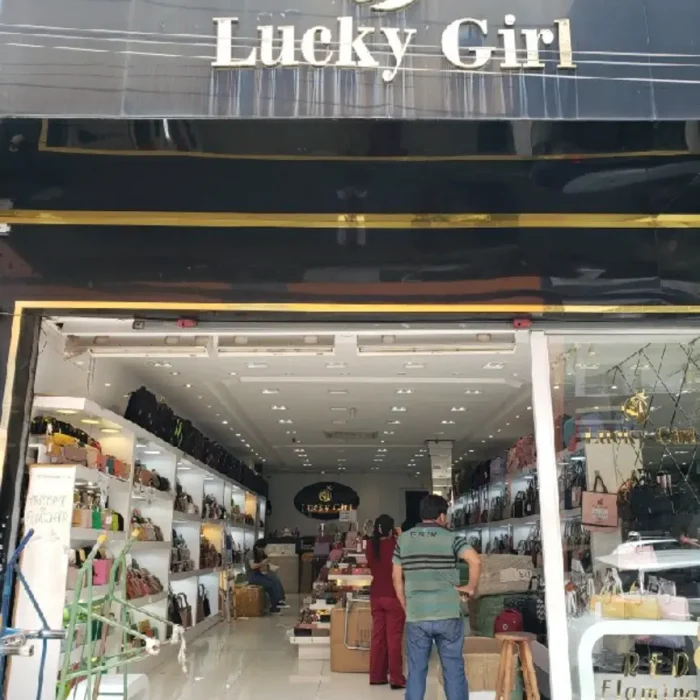 lucky-girl-rua-henrique-dias-66_fachada_090120251246.webp