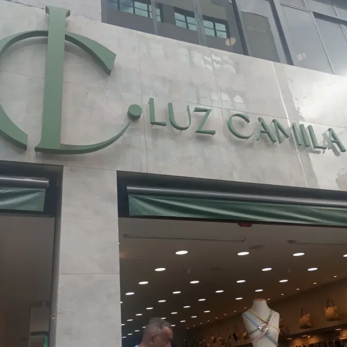 luz-camila-rua-eliza-whitacker-153_fachada_281120241422