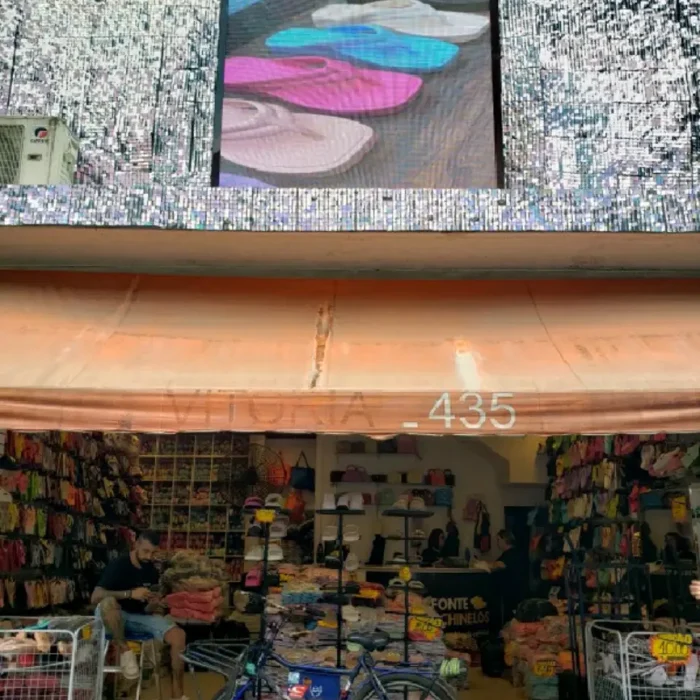 na-fonte-dos-chinelos-rua-rodrigues-dos-santos-435