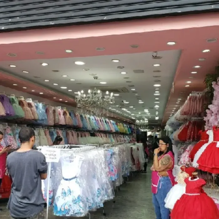 paty-batizados-rua-oriente-553_fachada_191220241157