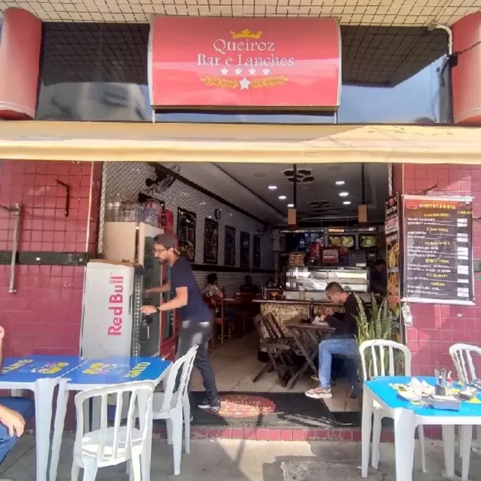 queiroz-bar-e-lanches-rua-mendes-goncalves-363_fachada_220520251309