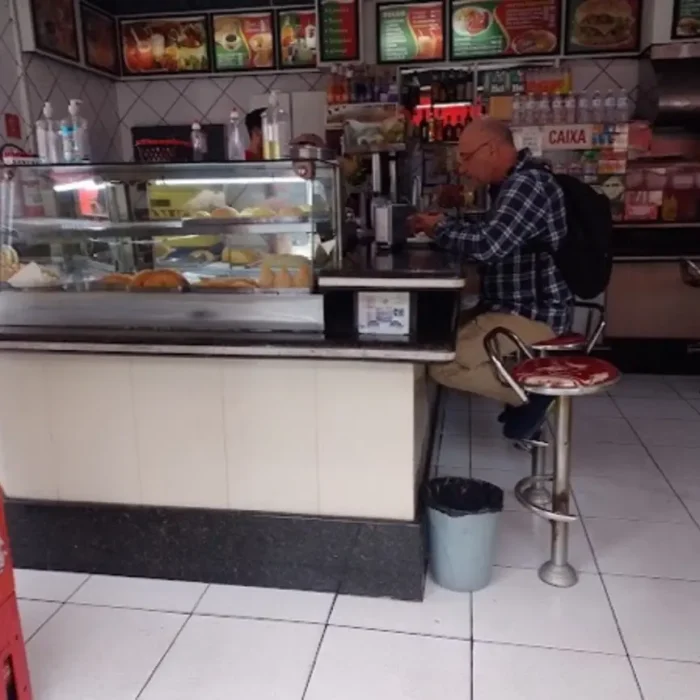 rainha-da-belisario-rua-casemiro-de-abreu-103