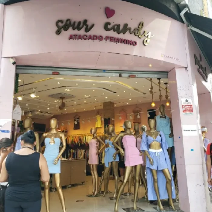 sour-candy-lilian-store-rua-rodrigues-dos-santos-454_fachada_070120251110.webp