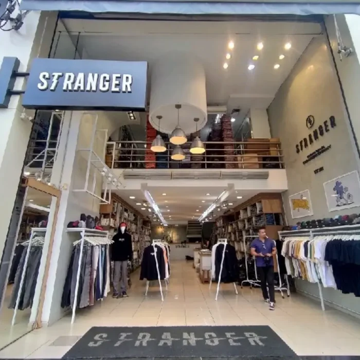 stranger-rua-xavantes-621_fachada_070520251432