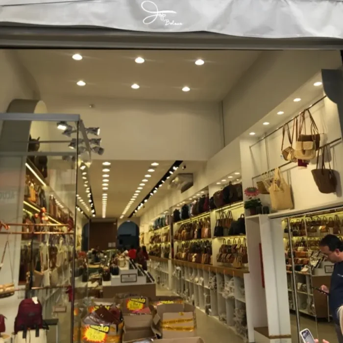top-bolsas-rua-sao-caetano-986_fachada_111120251340