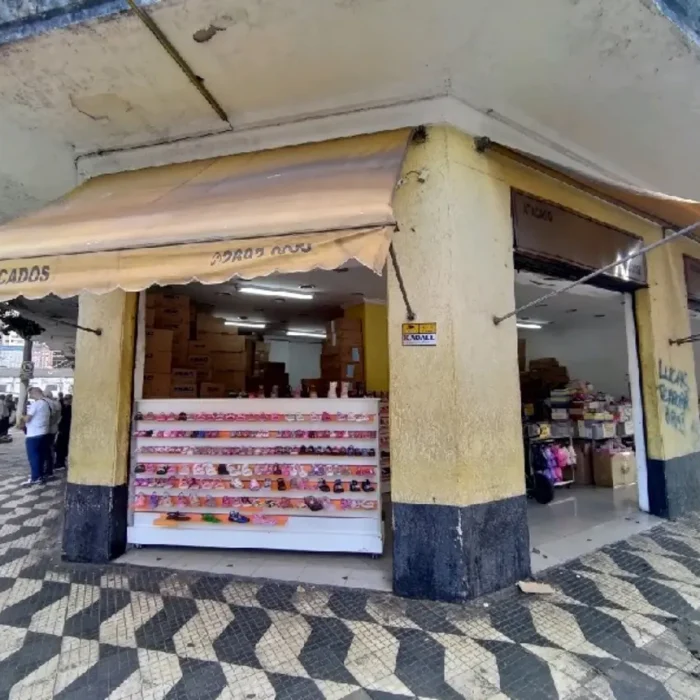 vitoria-calcados-rua-cavalheiro-103_fachada_130520251315