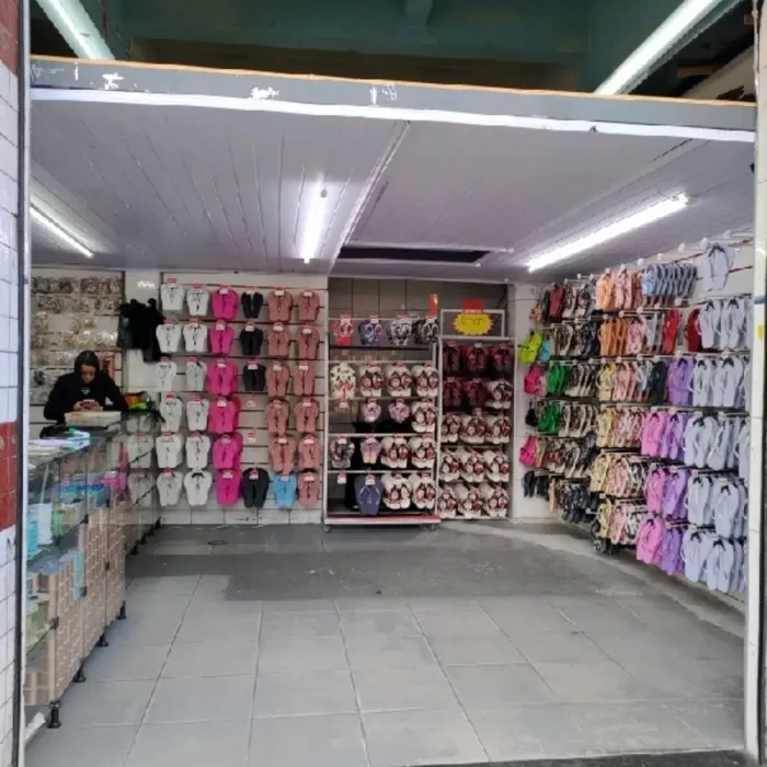 viviane-ramalho-luxo-nos-pes-rua-cavalheiro-151_fachada_130520251318